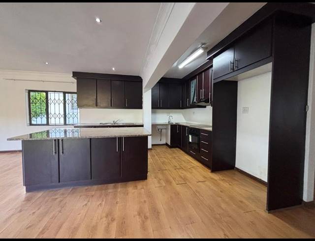 4 BEDROOM TOWNHOUSE FOR SALE IN WESTVILLE